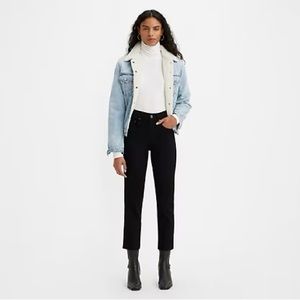 🛑 CLOSEOUT- Levi’s 724 High Rise Straight Crop Jeans